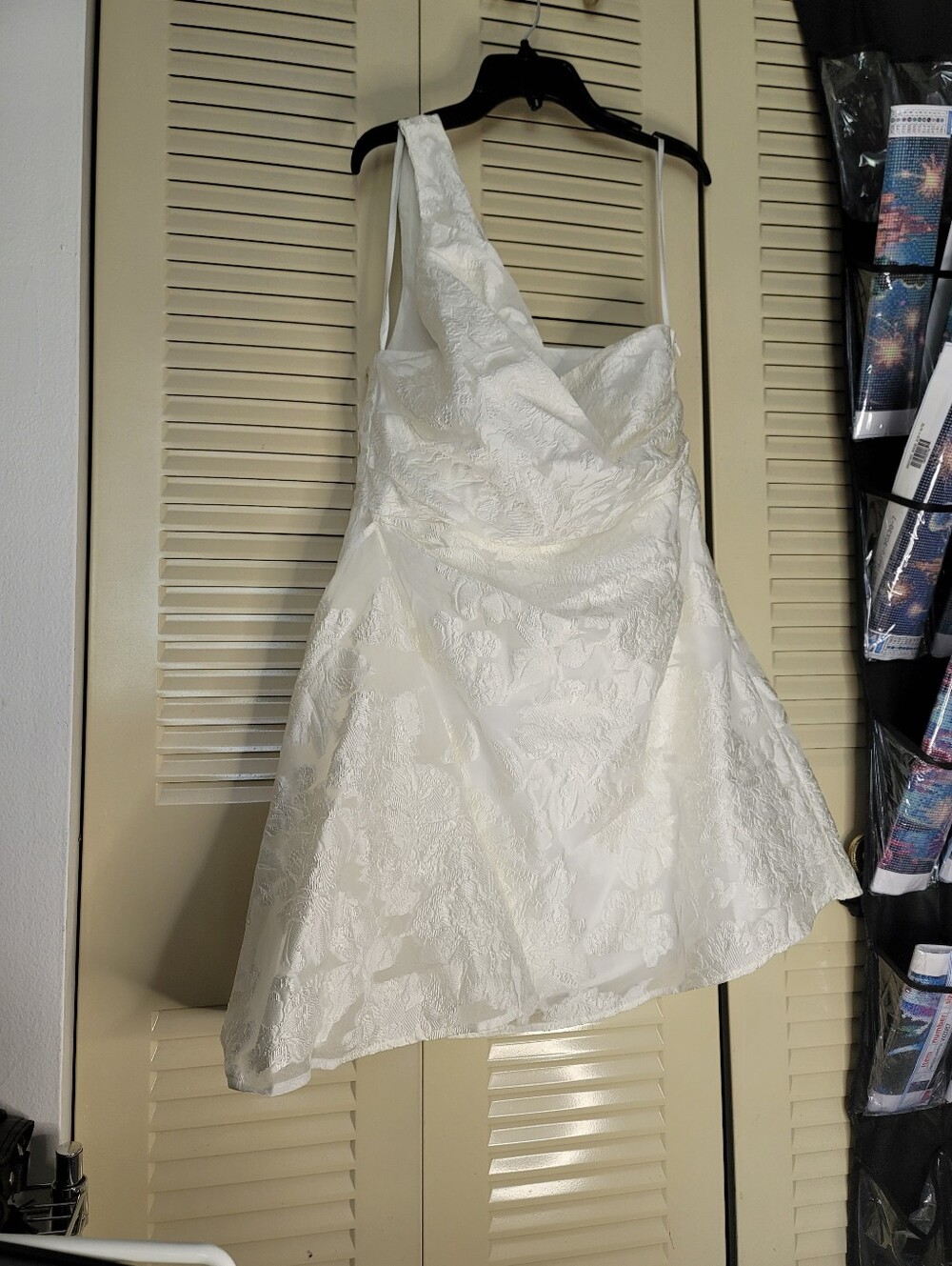 Selfie Leslie Inner Power One-Shoulder Mini Dress White Size XL